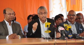 Six nouveaux membres ont adhéré au Parti soleil, a indiqué le leader du MSM, lors d’un point de presse ce samedi 24 mai. © Ejilen Ramasawmy