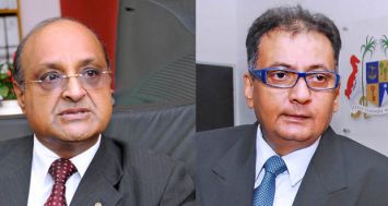 Le Pr. Ved Prakash Torul et Rashid Hossen, respectivement présidents de la CCM et de l’ERT.