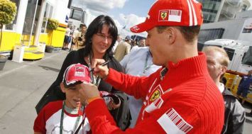 Michael Schumacher avait été victime d’une chute à ski dans la station de Méribel, le 29 décembre dernier. Sa porte-parole a annoncé, ce lundi 16 juin, qu’il n’était plus dans le coma.