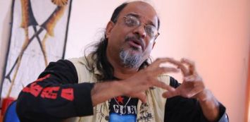 Ashok Subron, porte-parole de Rezistans ek Alternativ. Celui-ci a fait une virulente sortie contre le leader du MMM dans un communiqué émis ce samedi 21 juin.