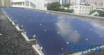 50 établissements scolaires mauriciens ont bénéficié de fonds du MID Fund pour installer des panneaux solaires leur permettant de produire leur propre électricité.