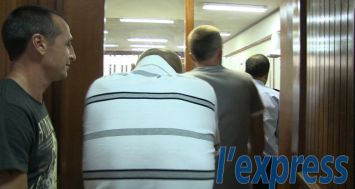 Trois ressortissants ukrainiens arrêtés pour possession de fausses cartes bancaires ont comparu en cour intermédiaire ce mercredi 8 octobre.