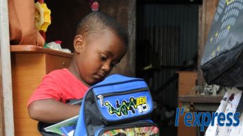 De 2011 à 2014, la NEF a distribué du matériel à plus de 67 000 enfants.