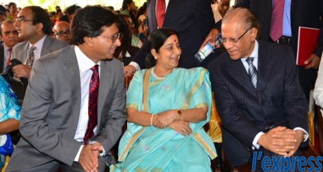 Navin Ramgoolam et la ministre indienne des Affaires étrangères Sushma Swaraj à Calebasses, ce dimanche 2 novembre. Ils ont eu un tête-à-tête plus tôt dans la journée.