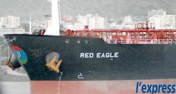 Le «MT Red Eagle», appartenant à la société Betamax, était en rade le vendredi 30 janvier pour le débarquement d’une cargaison de produits pétroliers.