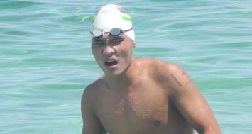 Yohan Lim a voulu se racheter à l’Open Water Swim du Morne après sa disqualification une semaine plus tôt à la compétition d’Abu Dhabi (crédit photo Stéphane Benoît).