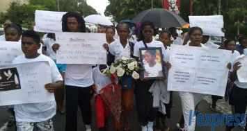 Une marche pacifique en hommage à la petite Eleana Gentil s’est tenue à Curepipe le samedi 18 avril. 
