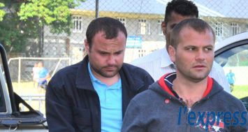 Arrêtés pour fraude électronique, les ressortissants moldaves Galearschi Dorin et Edgar Patrasco ont été entendus aux Casernes centrales ce jeudi 21 mai.