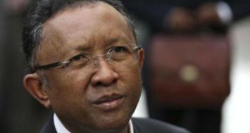 Désavoué par les députés, le président malgache est taxé d'incompétence.