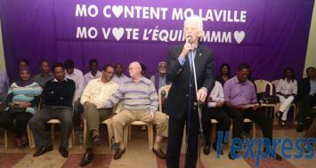 Le MMM a organisé son premier rassemblement pour les municipales le jeudi 28 mai à Beau-Bassin. Paul Bérenger a appelé les citadins à voter massivement.
