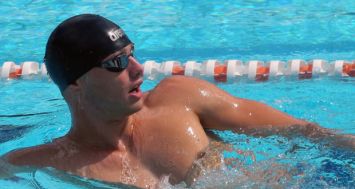 Bradley Vincent est devenu le premier Mauricien à faire des minima en natation pour des olympiades.