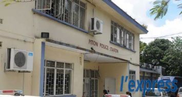 La police de Piton a procédé à l’arrestation de sept malfrats soupçonnés d’avoir perpétré un cambriolage au domicile d’un policier, à Rivière-du-Rempart.