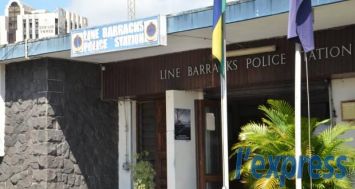  Accusé de vol, un policier affecté au Line Barracks est activement recherché.