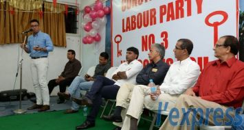 Le député du Parti travailliste Shakeel Mohamed a vertement critiqué Roshi Bhadain lors d’une réunion à Plaine-Verte, le mercredi 16 septembre.