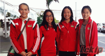 Camille Koenig, Layne Lim Ah Tock, Tessa Ip Hen Cheung et Aurélie Tang Yan ont décroché le bronze au relais 4x100 4 nages