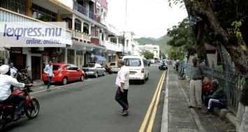 Chaque année, la municipalité enregistre plus d’une centaine de plaintes par rapport à la foire de Plaine-Verte, selon le ministre Anwar Husnoo.