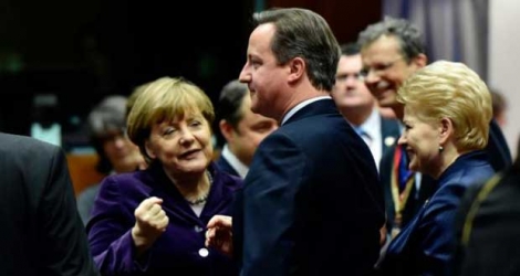 La chancelière allemande Angela Merkel et le Premier minstre David Cameron le 17 décembre 2015 à Bruxelles.