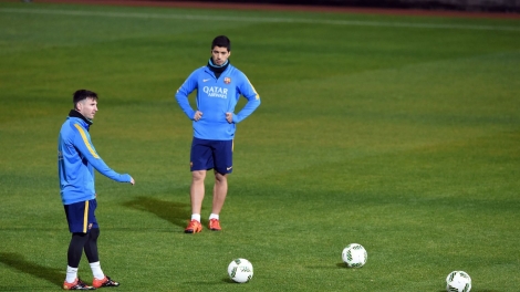 Luis Suarez (d) et Lionel Messi (g), le 17 décembre 2015, à Yokohama afp.com/TORU YAMANAKA (g), le 17 décembre 2015, à Yokohamaafp.com/TORU YAMANAKA
