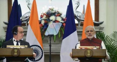 Le Premier ministre indien Narendra Modi (g) et le président français François Hollande à New Delhi le 25 janvier 2016.