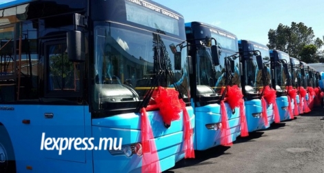 (Photo d’archives) 20 autobus ont été offerts à la CNT par l’État chinois.