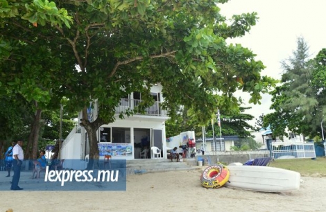 Le «boat house» de Jayraj Woochit sur la plage de Trou-aux-Biches.