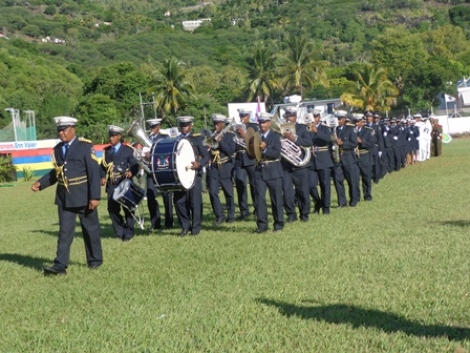 La musique de l’orchestre de la police, sous la houlette du sergent Fanfan, a résonné au stade de Camp-du-Roi en ce 12 mars.