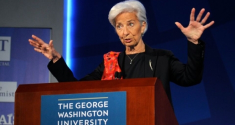 La directrice générale du FMI Christine Lagarde lors d'une discussion en marge de l'assemblée annuelle du Fonds monétaire international et de la Banque mondiale à Washington le 13 avril 2016.