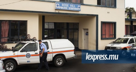 La police de Rose-Hill a ouvert une enquête après l’agression d’une femme, le mardi 12 avril.