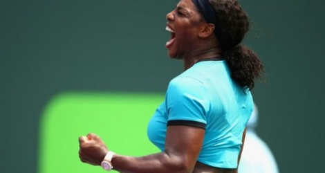 L'Américaine Serena Williams face à la Russe Svetlana Kuznetsova au tournoi de Miami, le 28 mars 2016 à Key Biscayne