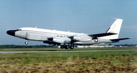 Photo non datée fournie par les forces aériennes américaines d'un avion de reconnaissance RC-135 