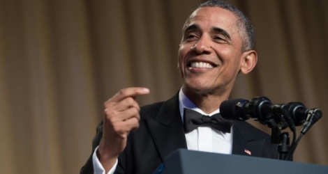 Le président Barack Obama lors du traditionnel dîner de l'Association des correspondants de la Maison Blanche (WHCA) le 30 avril 2016 à Washington.