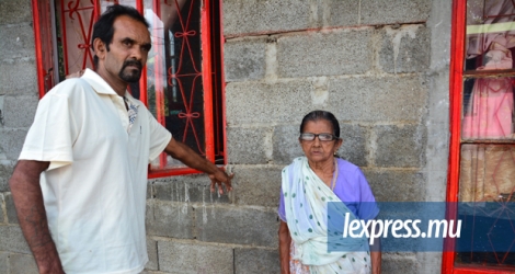 La famille Mungloo soutient que les Rs 10 000 reçues ne suffisent pas pour remplacer ce qu’elle a perdu lors des inondations.