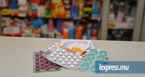 En plus des frais de papier de Rs 2 500, les importateurs devront payer Rs 5 000 pour de nouveaux médicaments.