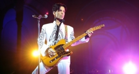 Le chanteur américain Prince, le 11 octobre 2009 à Paris