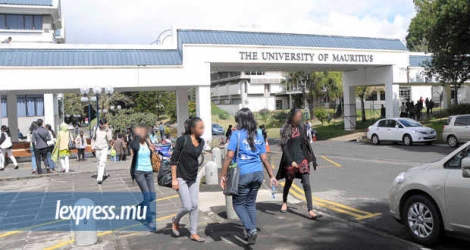 La lenteur administrative est une des problèmes que fustigent les étudiants de l’université de Maurice.