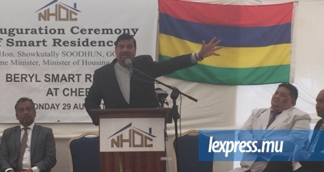 Le ministre du Logement et des terres participait à l’inauguration d’un complexe de la NHDC à Chebel, lundi 29 août.