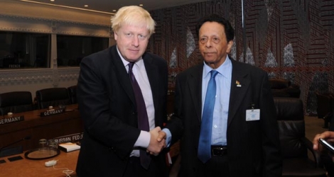 Le Premier ministre à l'issue de sa rencontre avec Boris Johnson.