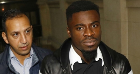 Le défenseur ivoirien du PSG Serge Aurier à son arrivée le 26 septembre 2016 au Palais de justice de Paris.