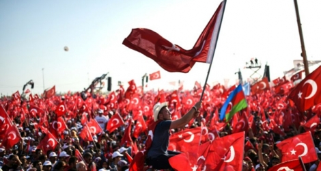 Rassemblement contre la tentative de coup d'Etat du 15 juillet, le 7 août 2016 à Istanbul, en Turquie.