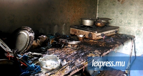La maison de Sharifa Boodhoo à Cité-Martial a été complètement ravagée par les flammes, lundi 24 octobre.