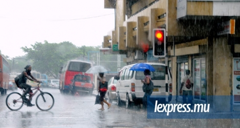 (Photo d’archives) Des pluies devraient s’abattre sur l'île ce samedi 3 décembre, selon la station météo de Vacoas.