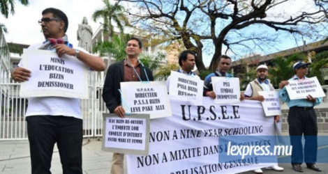 (Photo d’archives) Les membres de l’UPSEE lors d’une manifestation contre le Nine-Year Schooling à Port-Louis.