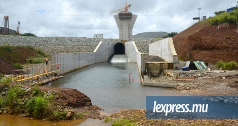 La China International Water and Electrical Corporation avait décroché un contrat pour la construction du Bagatelle Dam.