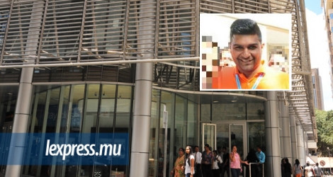 Samad Gunny (en médaillon) a reçu sa feuille de route de Mauritius Telecom, lundi 30 janvier.