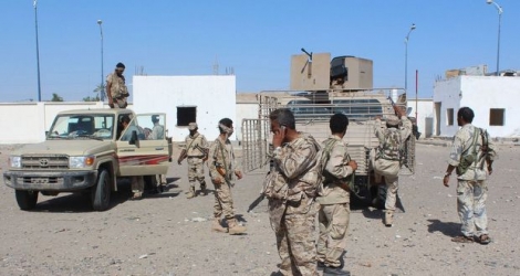 Jeudi, six policiers qui faisaient partie d'un convoi des forces de sécurité, qui se sont retirés de Loder pour se rendre à Aden, la grande ville du sud, ont été tués dans une embuscade imputée à Al-Qaïda.