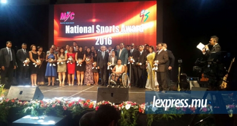 Les récipiendaires de la cuvée 2016 des National Sports Awards.
