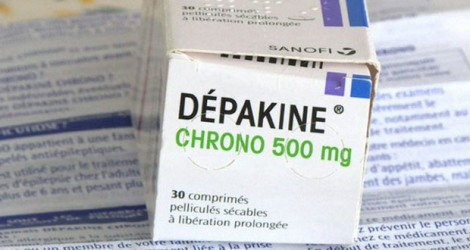 Une boîte de l'anti-épileptique Dépakine utilisée par des parents de victimes.