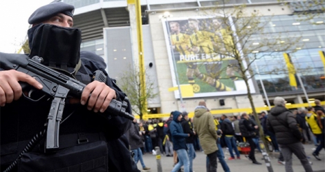 L'absence, en l'état, de preuves de son implication dans l'attentat à l'explosif contre le bus de l'équipe de Dortmund mardi soir