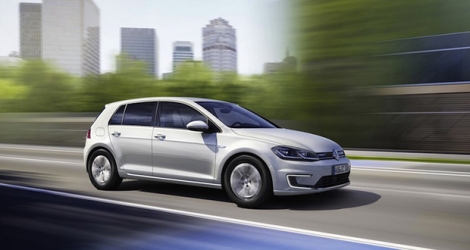La Volkswagen e-Golf conserve en effet l'atout maître de sa devancière, celui d'une consommation très réduite. 