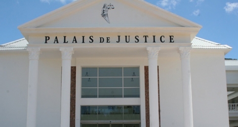 La Cour suprême des Seychelles a donné deux semaines aux procureurs pour compiler toutes les preuves contre le Mauricien Ravind Soudhooa.